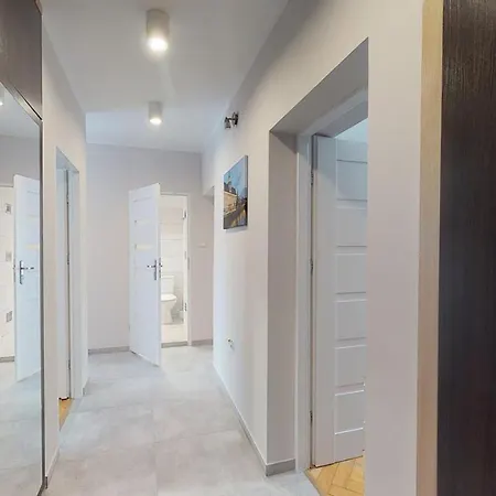 Апартаменты Big Apart Old Town - Swidnicka Street - 6 Beds *